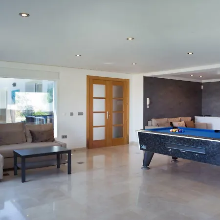 Issabella Marbella
